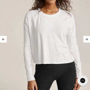 Brand new w/ tags Beyond Yoga White Long Sleeve Top